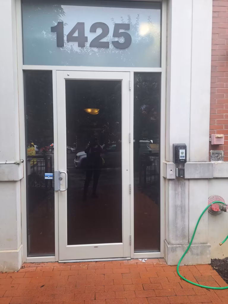 glass repair near me