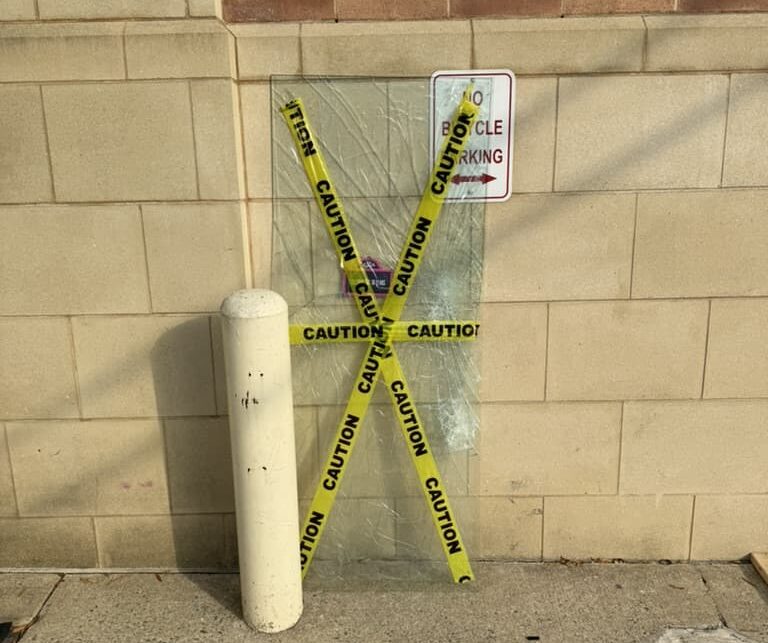 Commercial glass repair service in Washington DC