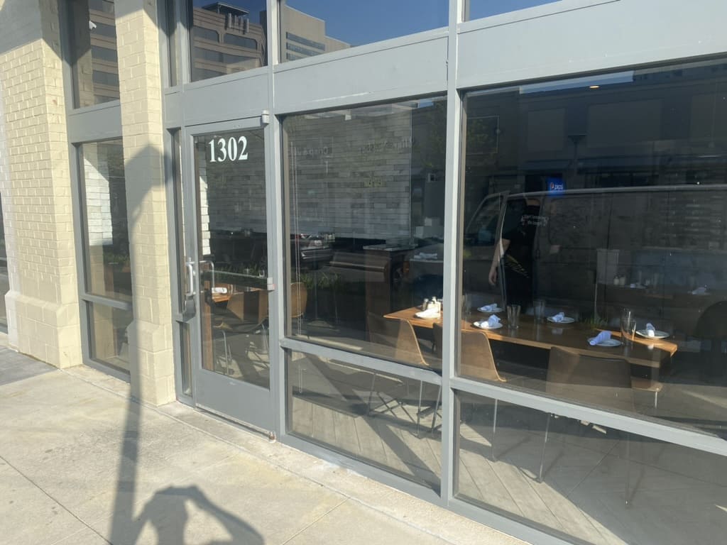 Storefront glass repair and replacement in Montgomery County MD